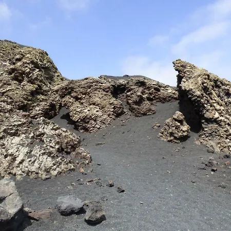 Flor De Siroco * Playa Honda (Lanzarote)